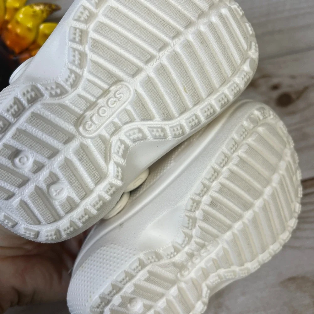 Kids Toddler White Lined Crocs Size C10 Cozy Fur Lined Clogs 4